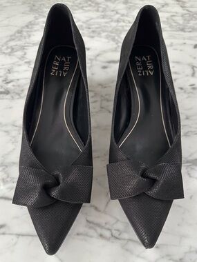 Naturalizer Black Pointed Toe Bow Flats